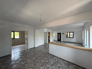 Vila individuala ~ 6 camere 3 bai ~ teren 555mp - imagine 4