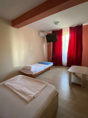 Ofer cazare, ap.2,3 cam.,camere la vila,Navodari, Mamaia Nord..,zona Tabăra de copii Navodari.  - imagine 2