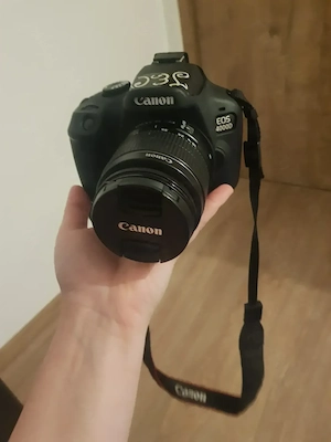 Canon EOS 4000D Obiectiv 18-55mm