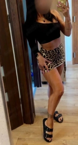 Cristina  fac si deplasari 