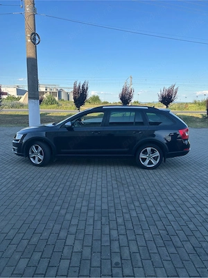 Vand Skoda Octavia Scout - imagine 6