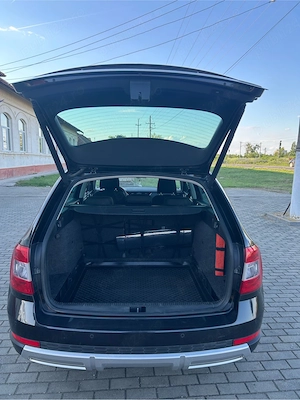 Vand Skoda Octavia Scout - imagine 9