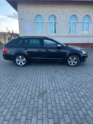 Vand Skoda Octavia Scout - imagine 3