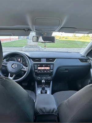 Vand Skoda Octavia Scout - imagine 8