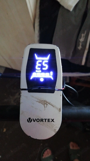 Vand trotrineta electrica sau schimb cu bicicleta cu motor