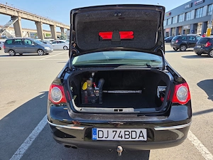 VW Passat B6 2.0 TDI 110 CP | Xenon | Climatronic | Distribuție + Ambreiaj noi - imagine 4