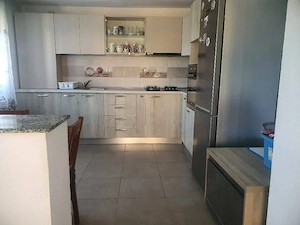 vand casa in Dragomiresti