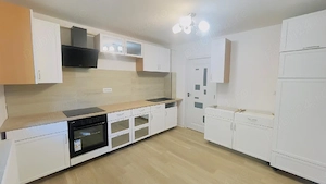 Vand Apart 2 Cam ,Et 2 ,Dec ,favorit ,Renovat ,68.900  Euro neg  - imagine 2