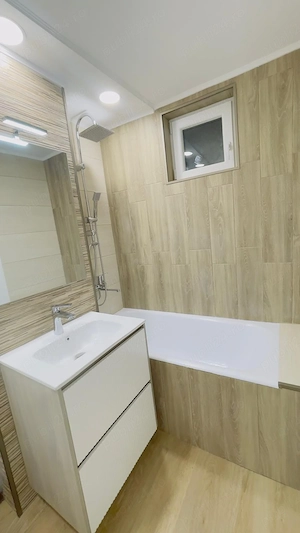 Vand Apart 2 Cam ,Et 2 ,Dec ,favorit ,Renovat ,68.900  Euro neg  - imagine 12
