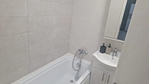 Apartament 3 camere | 70 mp | Complex rezidențial 2020 | Loc de parcare inclus | Disponibil imediat - imagine 6