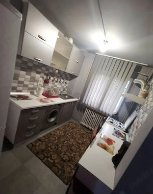 2 camere decomandate ultralux parter balcon 4m, mobilat,utilat complet zona Craiovita 9 - imagine 2