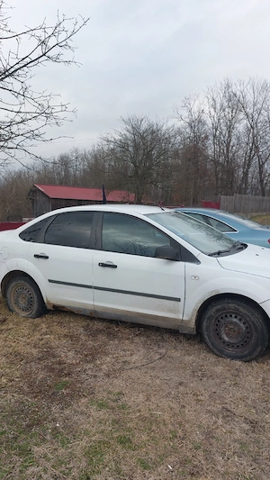 Vand ford focus MK2 sedan - imagine 4