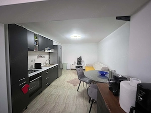 Apartament 3 camere - imagine 2