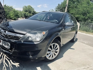 Opel Astra H 2011 - imagine 4