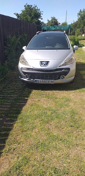 Dezmembrez Peugeot207 sw.  - imagine 6