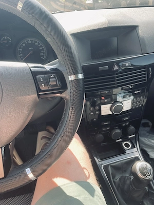 Opel Astra H 2011 - imagine 6