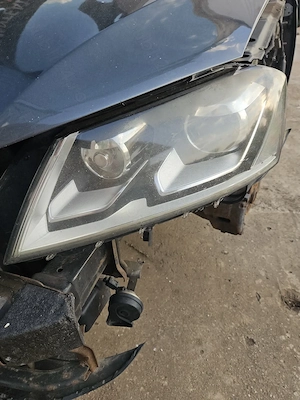 Faruri Xenon + DRL Passat B7 - imagine 2