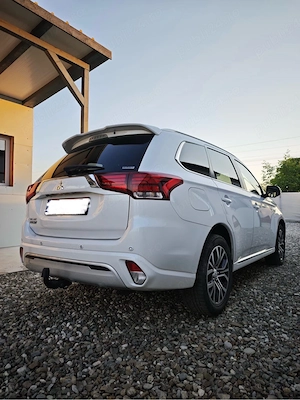 Mitsubishi Outlander Spirit + 2.4 PHEV 4WD  - imagine 4