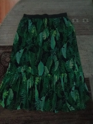 Fusta eleganta vaporoasa de vară