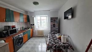 Vand apartament 2 camere - imagine 3