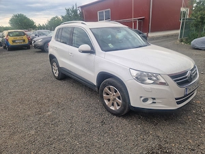 VW Tiguan 4x4 - imagine 2
