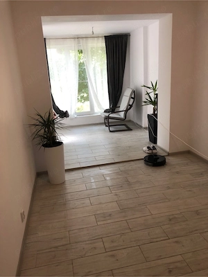 Apartament ultra central - imagine 4