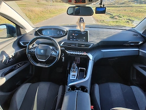 Peugeot 5008 1.2 PureTech Allure EAT8 131CP 7locuri 2019 - imagine 4