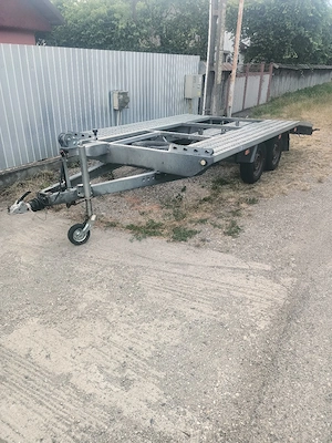 inchiriez platforma auto