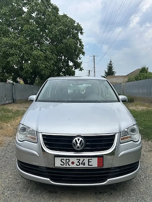 Volkswagen Touran - imagine 3