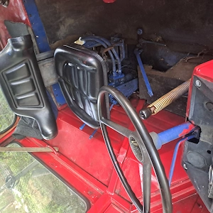 Vând tractor u650M   - imagine 4