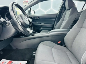 TOYOTA C-HR 2017 1.8i +hybrid E6 Garantie 12 Luni Rate Avans 0 Doar Cu Buletinul - imagine 12