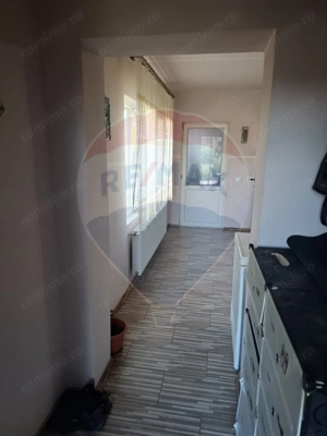 Casă / Vilă cu 4 camere de vânzare - imagine 10