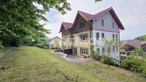 Vila mobilata 5 camere cu garaj Brasov - imagine 18