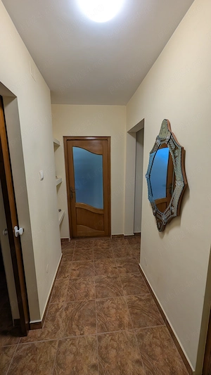 Vand apartament cu 3 camere decomandate aproape de piata mica - imagine 4