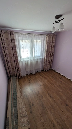 Vand apartament cu 3 camere decomandate aproape de piata mica - imagine 7