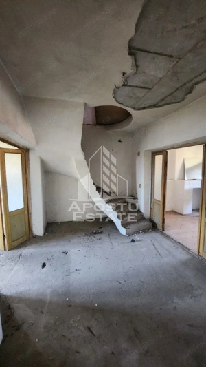 Apartament de vanzare in zona Complexului Studentesc, Timisoara,316 mp