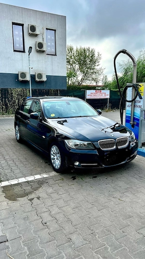 bmw e90 facelift - imagine 5