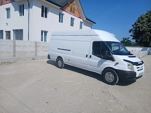 Vând Ford Transit