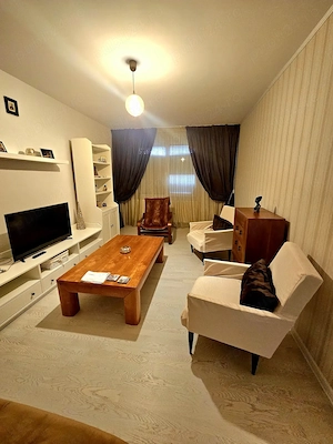 Apartament" cu de toate" de inchiriat