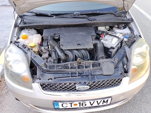 Vând Ford Fiesta 2006 1.4 16v - imagine 2