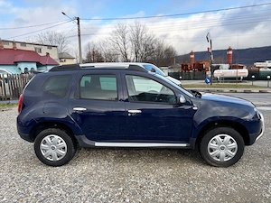 Dacia Duster 1.6i 4x4 Euro 5 - imagine 2