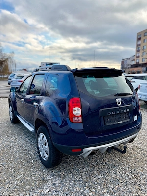 Dacia Duster 1.6i 4x4 Euro 5 - imagine 5