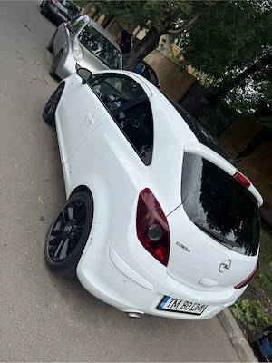 De vanzare Opel Corsa D 1.4 benzina 2010 - imagine 3