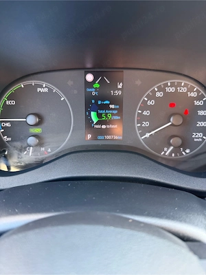 Toyota Yaris hibrid, consum mic, cutie auto, garantie 2032 - imagine 3