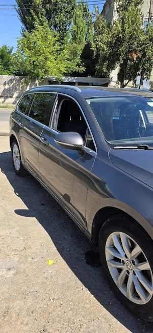 Volkswagen Passat 1.6 tdi,an 2015 - imagine 2