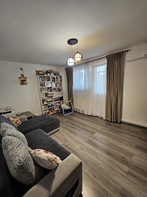 Apartament 3 camere, 68 mp, etaj 4 cu panoramă deosebită, Trivale Complex 2, complet renovat 102.000 - imagine 5