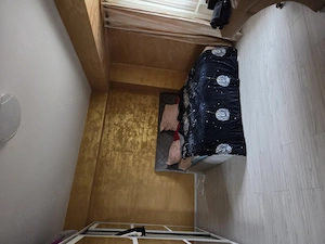 Vând apartament cu 3 camere 1 balcon debara bucătărie  - imagine 2