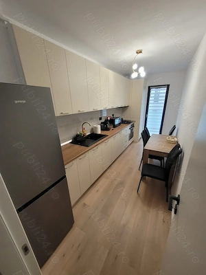 Apartament în centrul orasului - imagine 2