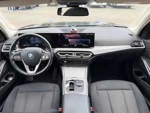 BMW 320e G20 - imagine 4