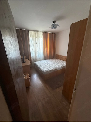 Propietar vand apartament 3 camere   Zona Crangasi. Pentru detalii sunați la   - imagine 9